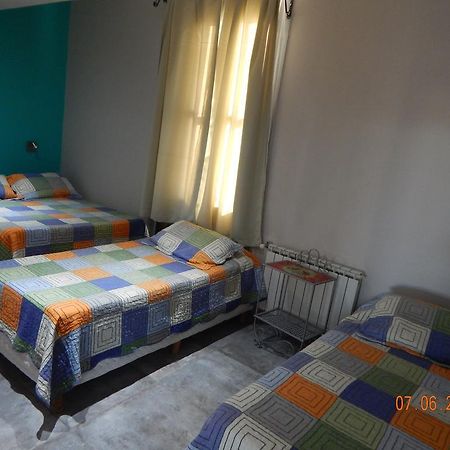 Hotel El Recreo Хенерал Рока Екстериор снимка